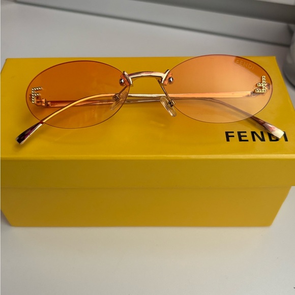 Women's Sunglasses with Orange Lenses - Picture 2 of 2